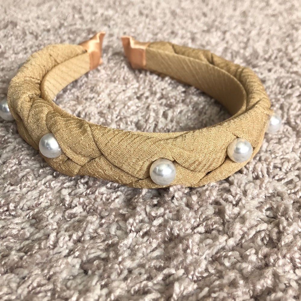 Braided/ pearl headband- warm beige